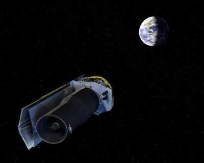 Image d'un télescope cylindrique, situé dans l'espace noir et pointant, au loin, la terre éclairée que du côté gauche